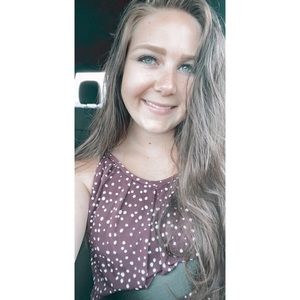 Meet your Posher, Lacey